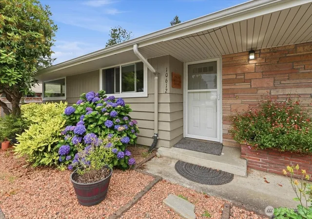 Photo 2 of Single family home for sale at 10612 Waller Rd E, Tacoma, WA 98446 | MLS# NWM2548836 | Listing updated on 2026-10-01