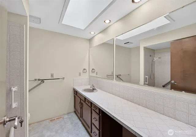 Photo 37 of Single family home for sale at 10511 Moller Dr NW, Gig Harbor, WA 98332 | MLS# NWM2548997 | Listing updated on 2026-10-12