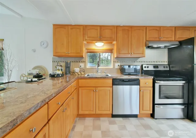 Photo 4 of Sale Pending at 13320 Highway 99 #54, Everett, WA 98204 | MLS# NWM2549116 | Listing updated on 2026-09-25