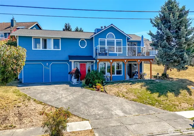 Photo 4 of Single family home for sale at 5531 Beverly Ave NE, Tacoma, WA 98422 | MLS# NWM2549410 | Listing updated on 2026-09-22