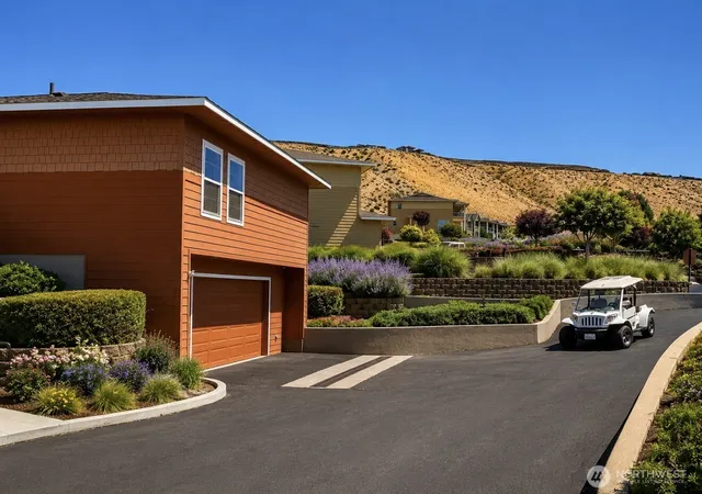 Photo 1 of Single family home for sale at 9213 Crescent Bar Rd Nw #C-01, Quincy, WA 98848 | MLS# NWM2549626 | Listing updated on 2026-09-22