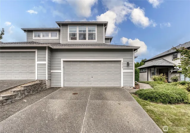 Photo 2 of Townhouse for sale at 9640 Long Point Ln Nw, Silverdale, WA 98383 | MLS# NWM2549730 | Listing updated on 2026-10-01