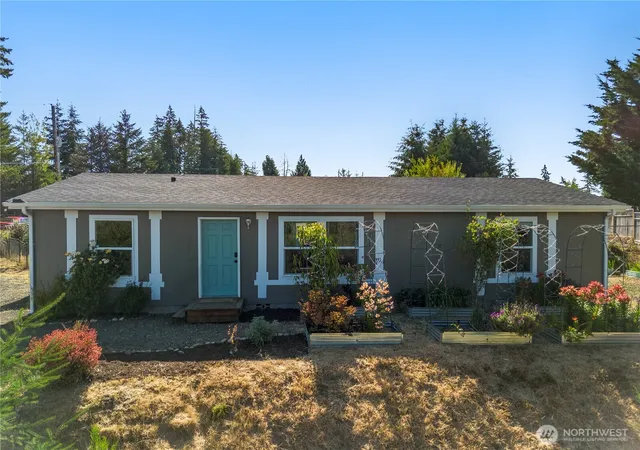 Photo 1 of Sale Pending at 121 E Aspen Pl, Shelton, WA 98584 | MLS# NWM2549968 | Listing updated on 2026-09-25