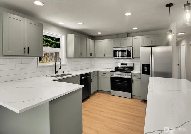 Photo 3 of Single family home for sale at 13020 Robinhood Ln, Snohomish, WA 98290 | MLS# NWM2550083 | Listing updated on 2026-09-22