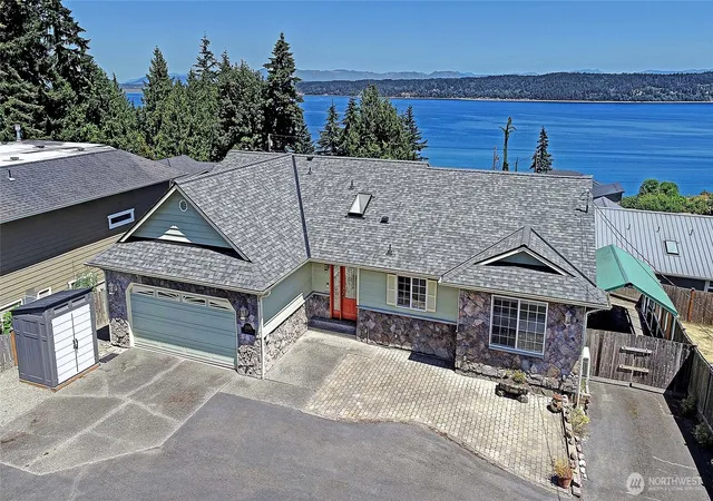 Photo 1 of Single family home for sale at 2891 Viewmont Pl, Camano Island, WA 98282 | MLS# NWM2550133 | Listing updated on 2026-09-26