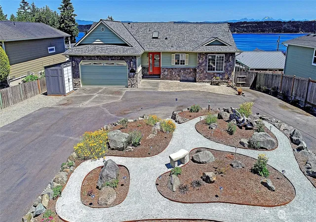 Photo 2 of Single family home for sale at 2891 Viewmont Pl, Camano Island, WA 98282 | MLS# NWM2550133 | Listing updated on 2026-09-26