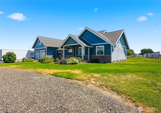 Photo 2 of Single family home for sale at 60 Trinity Ln, Ellensburg, WA 98926 | MLS# NWM2550149 | Listing updated on 2026-09-25