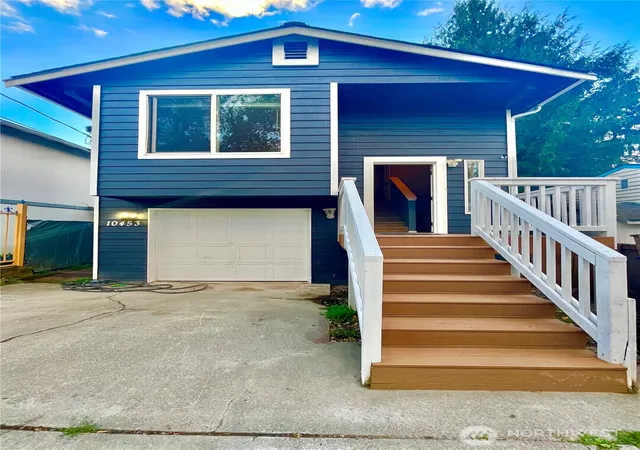 Photo 2 of Single family home for sale at 10453 1st Avenue Sw, Burien, WA 98146 | MLS# NWM2550201 | Listing updated on 2026-09-22