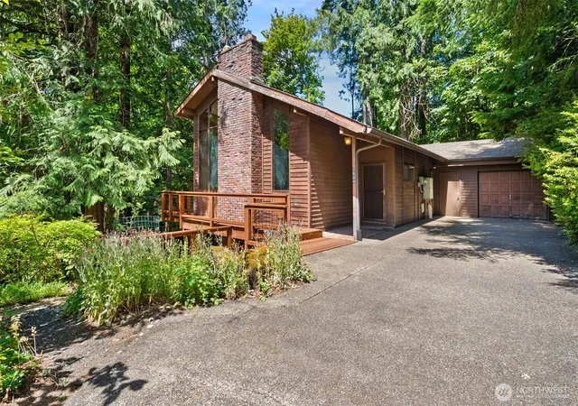 Photo 2 of Sale Pending at 2604 Aztec Dr Nw, Olympia, WA 98502 | MLS# NWM2550305 | Listing updated on 2026-09-25