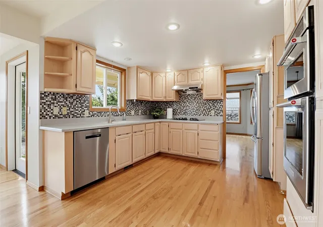 Photo 3 of Single family home for sale at 34912 57th Avenue S, Auburn, WA 98001 | MLS# NWM2550481 | Listing updated on 2026-09-22