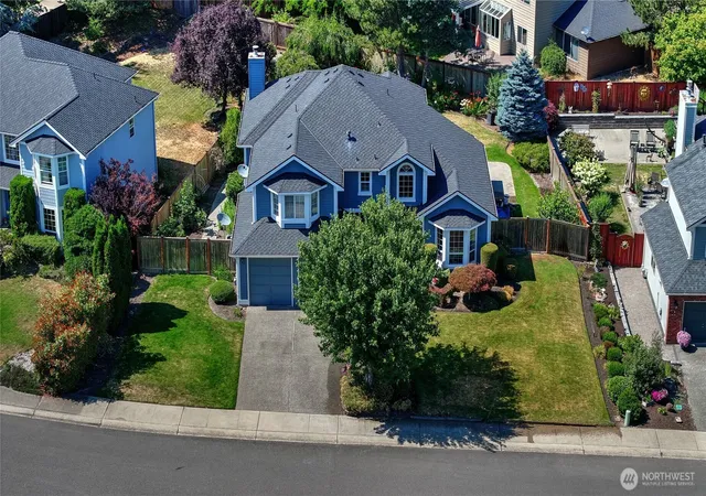 Photo 1 of Single family home for sale at 176 Eagle Ridge Dr E, Puyallup, WA 98374 | MLS# NWM2550819 | Listing updated on 2026-09-21