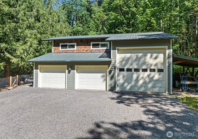 Photo 2 of Contingent at 4068 Quiet Dr Nw, Bremerton, WA 98312 | MLS# NWM2550855 | Listing updated on 2026-09-22