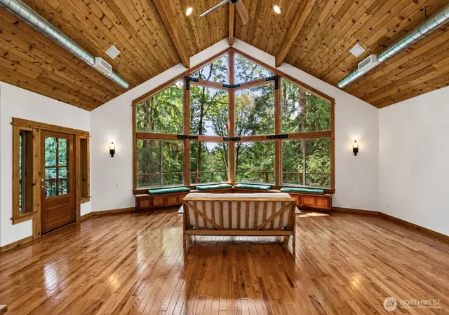 Photo 3 of Single family home for sale at 4068 Quiet Dr NW, Bremerton, WA 98312 | MLS# NWM2550855 | Listing updated on 2026-09-22