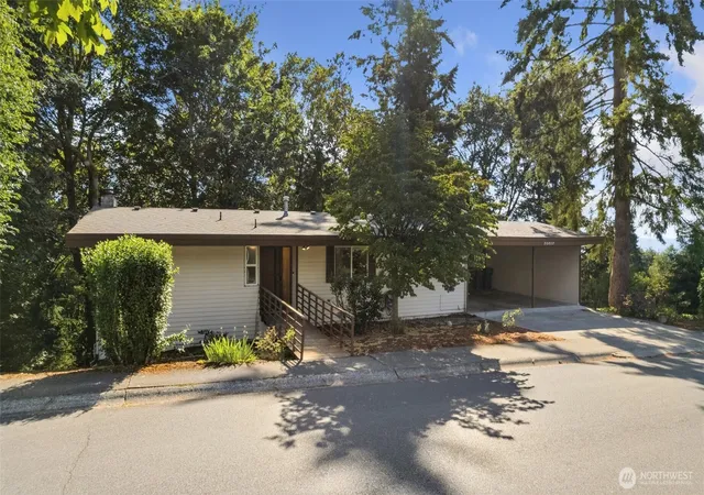 Photo 3 of Single family home for sale at 30807 26th Avenue Sw, Federal Way, WA 98023 | MLS# NWM2551262 | Listing updated on 2026-09-22