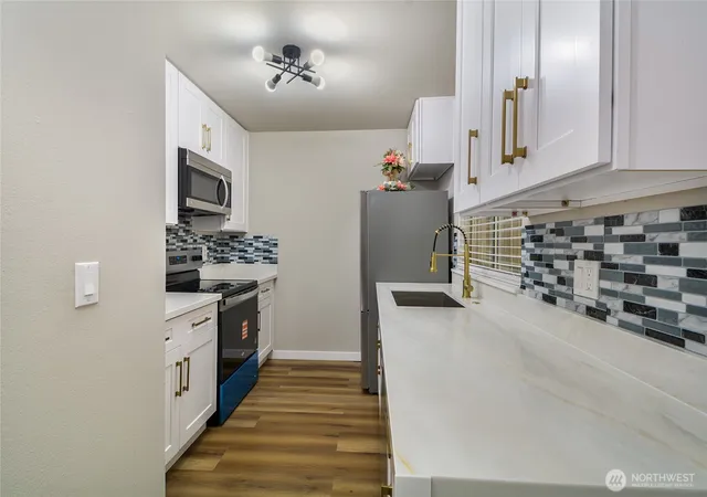 Photo 3 of Condo for sale at 4805 180th Street SW #F102, Lynnwood, WA 98037 | MLS# NWM2551340 | Listing updated on 2026-09-29