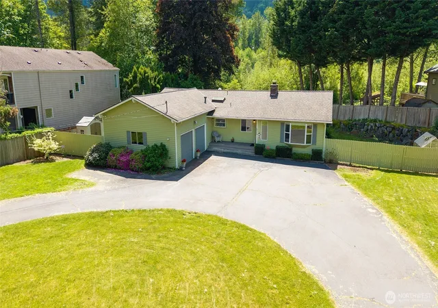 Photo 3 of Land for sale at 975 Front St S, Issaquah, WA 98027 | MLS# NWM2551552 | Listing updated on 2026-09-22