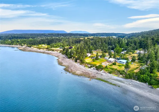 Photo 3 of Manufactured home for sale at 7404 Guemes Pl, Anacortes, WA 98221 | MLS# NWM2551688 | Listing updated on 2026-09-22