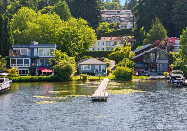 Photo 3 of Single family home for sale at 4545 Lake Washington Blvd Ne, Kirkland, WA 98033 | MLS# NWM2551761 | Listing updated on 2026-09-23