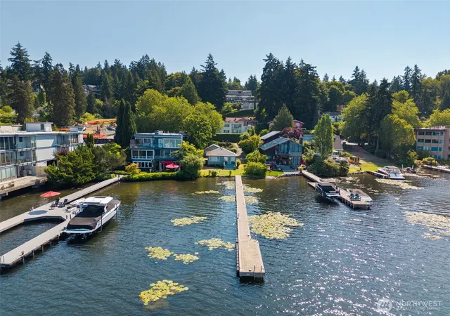 Photo 1 of Single family home for sale at 4545 Lake Washington Blvd Ne, Kirkland, WA 98033 | MLS# NWM2551761 | Listing updated on 2026-09-23