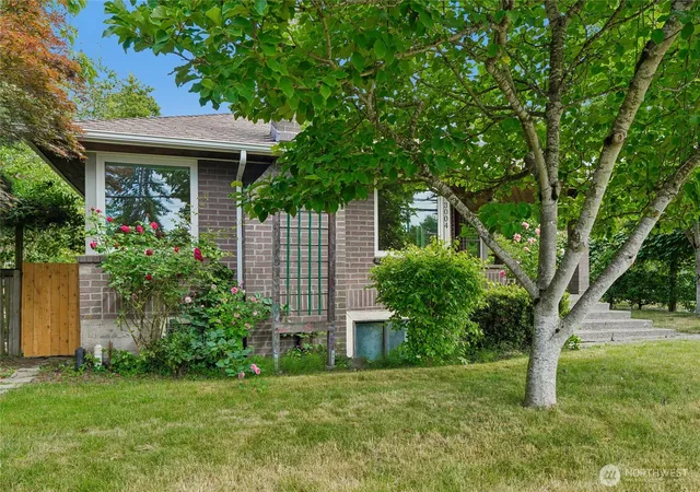 Photo 40 of Single family home for sale at 3004 SW Barton St, Seattle, WA 98126 | MLS# NWM2551831 | Listing updated on 2026-09-21