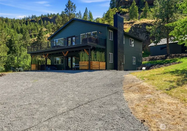 Single family home for sale at 39301 Sterling Valley Rd N, Lincoln, WA 99147 | MLS# NWM2551832