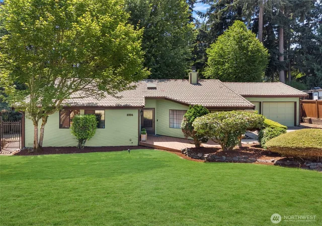 Photo 2 of Single family home for sale at 8904 121st Street, Puyallup, WA 98373 | MLS# NWM2551837 | Listing updated on 2026-09-28