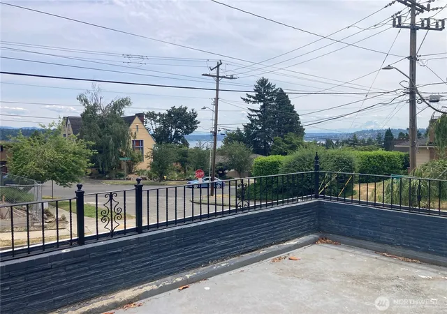 Photo 2 of Single family home for sale at 6925 52nd Avenue S, Seattle, WA 98118 | MLS# NWM2552036 | Listing updated on 2026-09-22