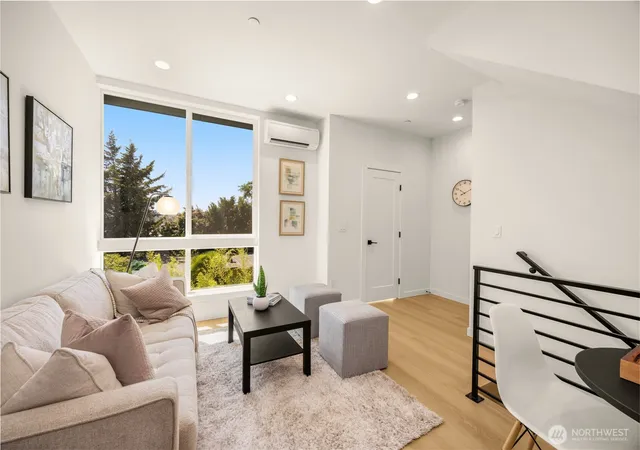 Photo 4 of Sale Pending at 3852 Carr Pl N, Seattle, WA 98103 | MLS# NWM2552082 | Listing updated on 2026-09-25