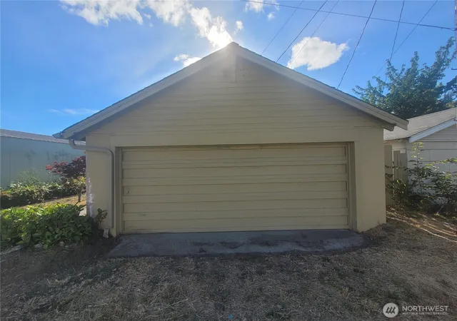 Photo 3 of Single family home for sale at 5823 S Lawrence, Tacoma, WA 98409 | MLS# NWM2552095 | Listing updated on 2026-09-22