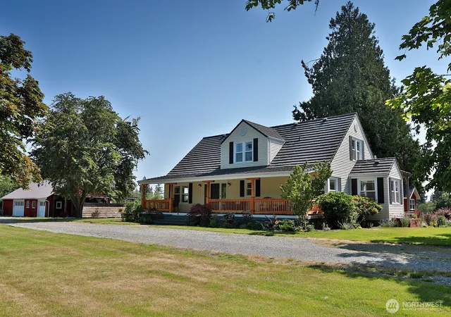 Photo 1 of Sale Pending at 7156 Heggenes Rd, Clinton, WA 98236 | MLS# NWM2552122 | Listing updated on 2026-09-29