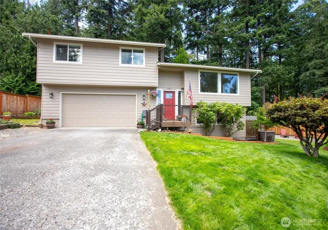 Photo 1 of Sale Pending at 3881 Magrath Rd, Bellingham, WA 98226 | MLS# NWM2552145 | Listing updated on 2026-09-21