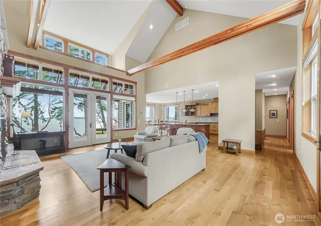 Photo 4 of Single family home for sale at 725 N Sunset Dr, Camano Island, WA 98282 | MLS# NWM2552162 | Listing updated on 2026-09-22