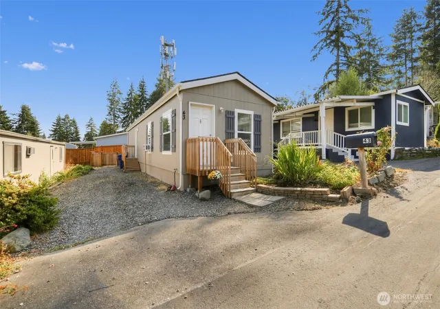 Photo 2 of Manufactured home for sale at 23708 Locust Way #43, Bothell, WA 98021 | MLS# NWM2552288 | Listing updated on 2026-09-22