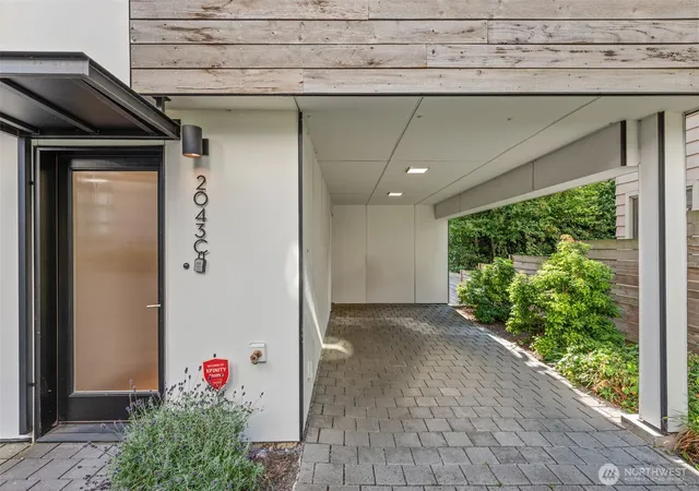 Photo 2 of Townhouse for sale at 2043 C 13th Ave W, Seattle, WA 98119 | MLS# NWM2552425 | Listing updated on 2026-09-22