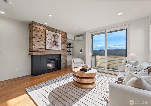 Photo 4 of Townhouse for sale at 2043 C 13th Ave W, Seattle, WA 98119 | MLS# NWM2552425 | Listing updated on 2026-09-22