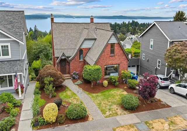 Photo 2 of Single family home for sale at 6759 41st Avenue Sw, Seattle, WA 98136 | MLS# NWM2552433 | Listing updated on 2026-09-21