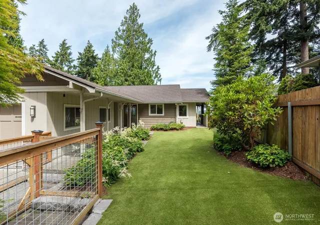 Photo 3 of Single family home for sale at 4053 Edith Point Rd, Anacortes, WA 98221 | MLS# NWM2552481 | Listing updated on 2026-09-21