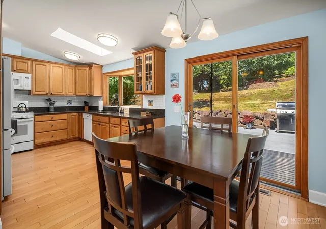 Photo 4 of Single family home for sale at 1133 235th Place SW, Bothell, WA 98021 | MLS# NWM2552529 | Listing updated on 2026-09-22