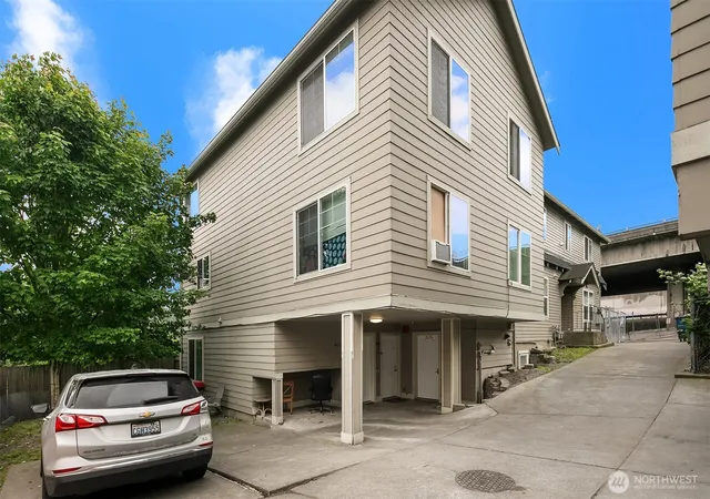 Photo 1 of Multi family home for sale at 4218 Pasadena Pl NE, Seattle, WA 98105 | MLS# NWM2552535 | Listing updated on 2026-09-22