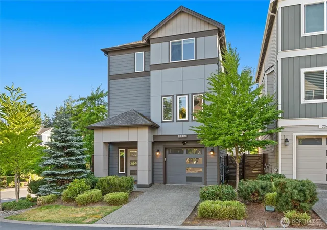 Photo 2 of Townhouse for sale at 2014 130th Place Sw #29, Everett, WA 98204 | MLS# NWM2552540 | Listing updated on 2026-10-07