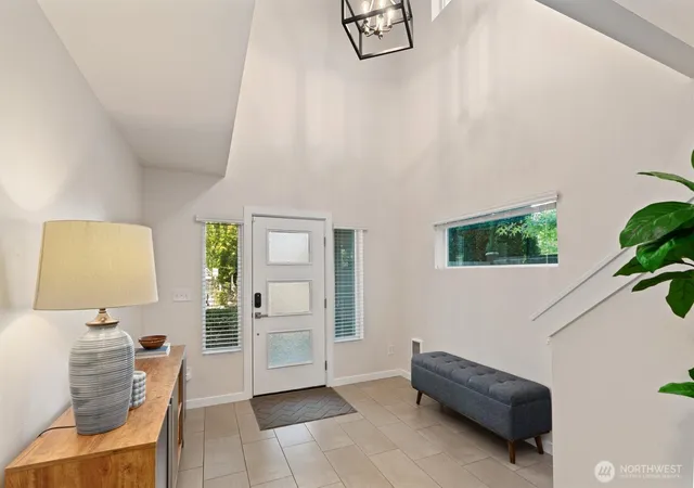 Photo 4 of Townhouse for sale at 2014 130th Place SW #29, Everett, WA 98204 | MLS# NWM2552540 | Listing updated on 2026-10-07