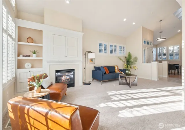 Photo 3 of Townhouse for sale at 120 Newport Way Nw #16, Issaquah, WA 98027 | MLS# NWM2552784 | Listing updated on 2026-09-22