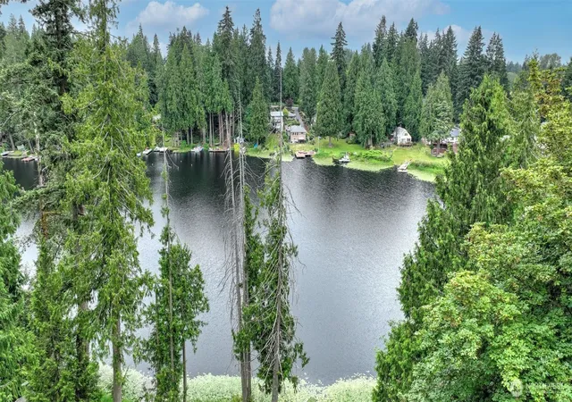 Photo 2 of Single family home for sale at 14422 200th Avenue Se, Renton, WA 98059 | MLS# NWM2552830 | Listing updated on 2026-09-22