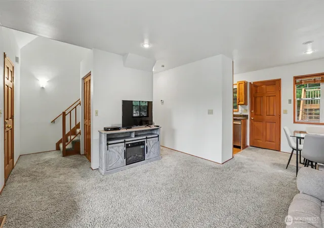 Photo 4 of Single family home for sale at 14422 200th Avenue SE, Renton, WA 98059 | MLS# NWM2552830 | Listing updated on 2026-09-22