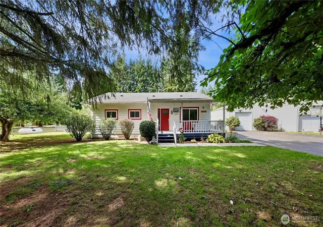 Photo 3 of Single family home for sale at 2440 Birch Bay Lynden Rd, Custer, WA 98240 | MLS# NWM2552984 | Listing updated on 2026-09-22