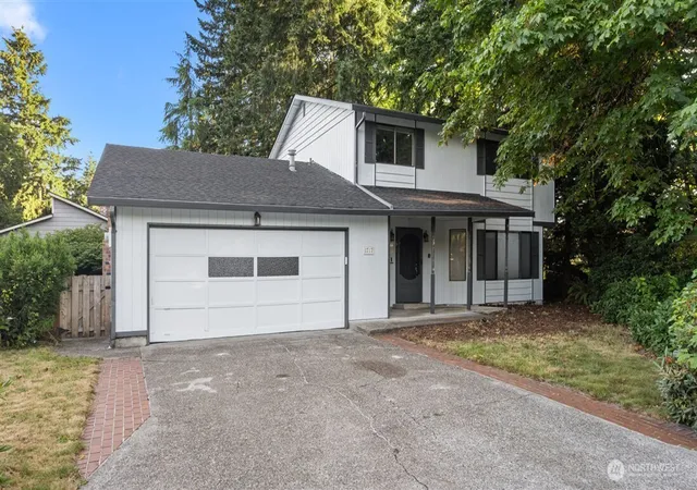 Photo 1 of Single family home for sale at 1717 Governor Stevens Ct Se, Olympia, WA 98501 | MLS# NWM2553163 | Listing updated on 2026-10-11