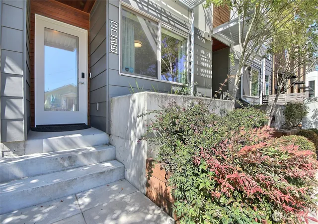 Photo 3 of Townhouse for sale at 3025 62nd Avenue SW, Seattle, WA 98116 | MLS# NWM2553316 | Listing updated on 2026-09-22