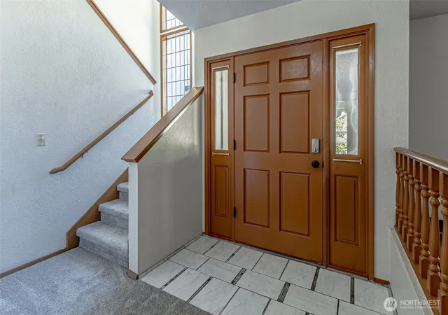 Photo 3 of Single family home for sale at 6305 75th Avenue Ct W, University Place, WA 98467 | MLS# NWM2553319 | Listing updated on 2026-09-22
