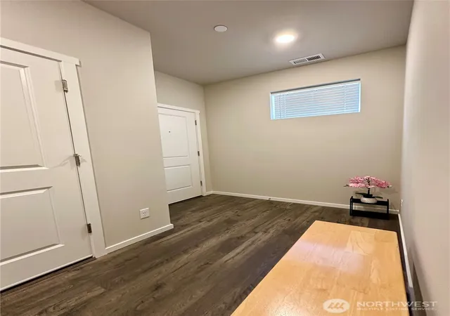 Photo 4 of Single family home for sale at 18757 Lipoma Pl E, Puyallup, WA 98374 | MLS# NWM2553334 | Listing updated on 2026-09-22