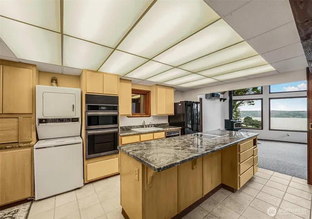 Photo 4 of Single family home for sale at 3968 S E Camano Dr, Camano Island, WA 98282 | MLS# NWM2553373 | Listing updated on 2026-09-22